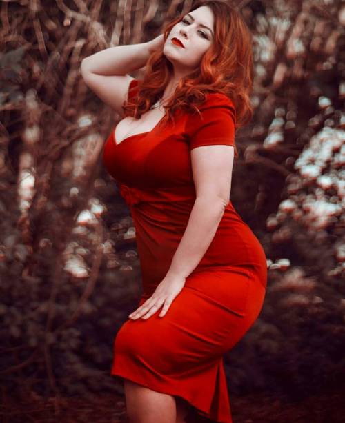 Little Red Riding Hood…. Shot by @marie_killen Hair by @helloblondee #reddress #redcaboose #londonandrews #redhead #pinupclothing #curvy #plussize #beautybeyondsize #thisbody #littleredridinghood by londonandrews