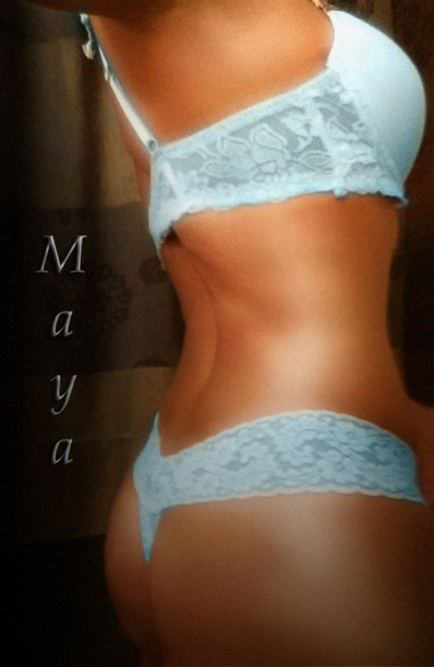 mayatrap:  Ok, so I know I said I was going to take pics this week but this girl could not find the time to set up and take any. I am sorry my loves, but I will get some taken soon. For now, here is a quick snap shot from this morning  as I was getting