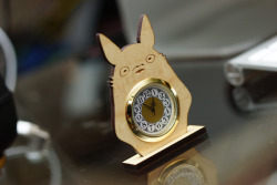 blazerdesigns:  Totoro Clock Giveaway Hey