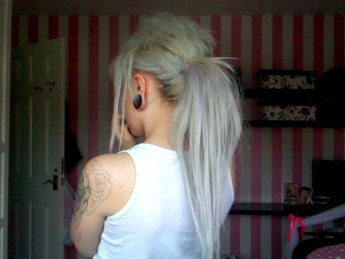 girlyplugs:  . 