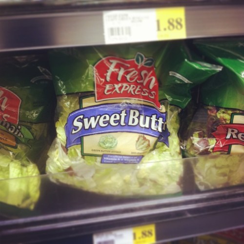 adamusprime:  This bag of lettuce was kind enough to compliment me as I went by