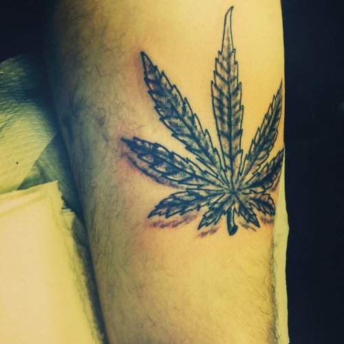 420weedgraphics:  Mary Jane Tattoo by FantasySnake14