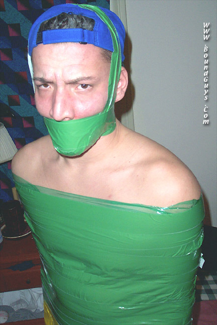 https://lovetapebondage.tumblr.com/post/138916833106