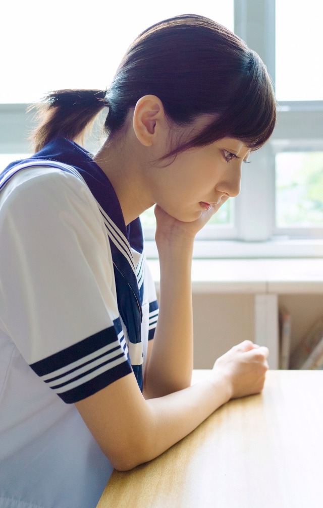anieradekat:  週刊ジョージア 妄想カノジョ  「 失恋したての女のコ