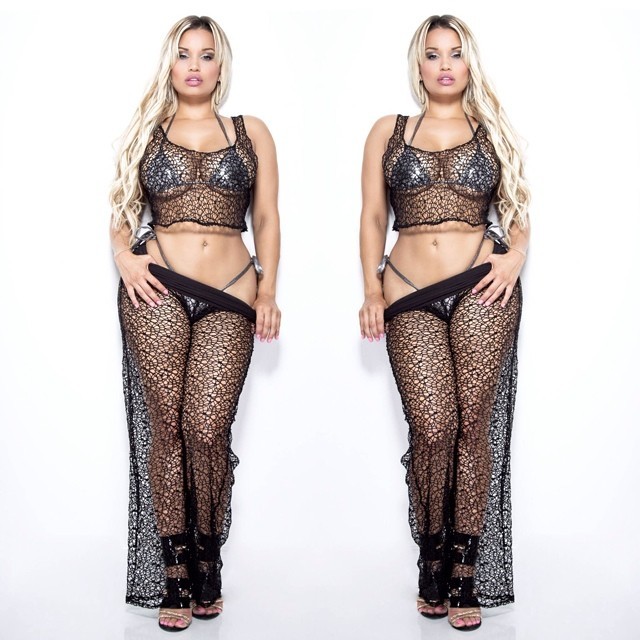 bombshellbootys:  Jessica 