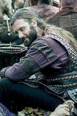 celtic-viking:  Who was Rollo?Known as wanderer, he was such a man that no horse could carry, invaded France, and 911, arrived in Paris navigating the river Sela. When the French counterattacked, the Viking commander had killed all the horses, cows and