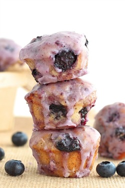 foodffs:  Baked Blueberry Fritter BitesReally