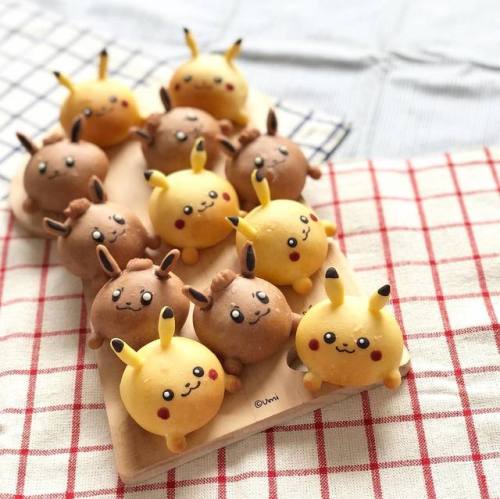 retrogamingblog: Pokemon bread made by umi0407