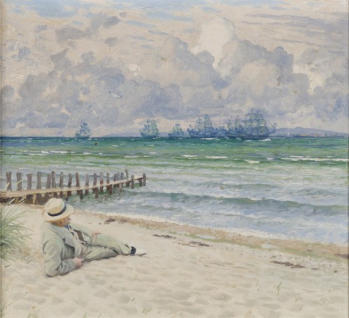 pipouch:  Paul Fischer (Peintre danois, 1860-1934) : “Homme sur une plage”, 1910.  