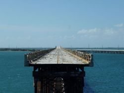 oldflorida:  Road to nowhere Old alignment of US 1, Florida Keys