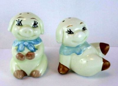 yourcoffeeguru:Salt and Pepper Cute PIGS Figurine 