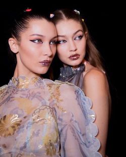 bel-hadid:Bella and Gigi Hadid backstage at Fend S/S 2017 in Milan