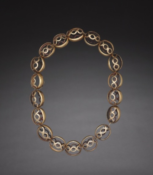 ancientjewels:Gold necklace from Peru, dating to 6th to 3rd century CE. From the Cleveland Museum of