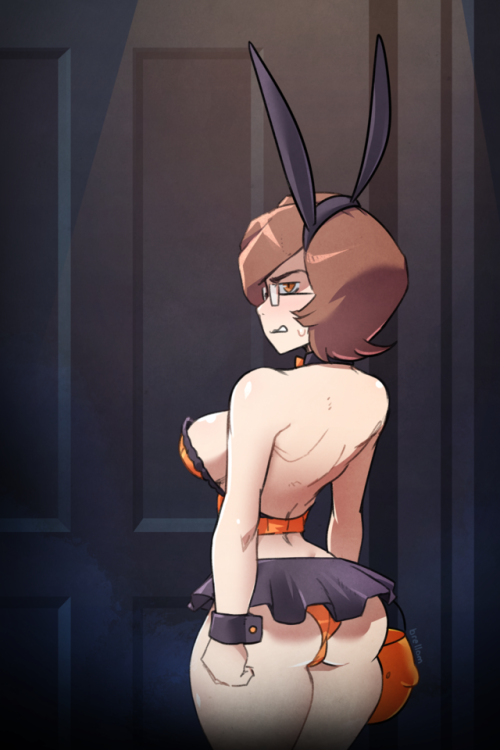 brellewd:  brellom:I’m pretty sure that bunnies AREN’T a Halloween thing… Ah, now that looks like someone with a bit more Halloween spirit.