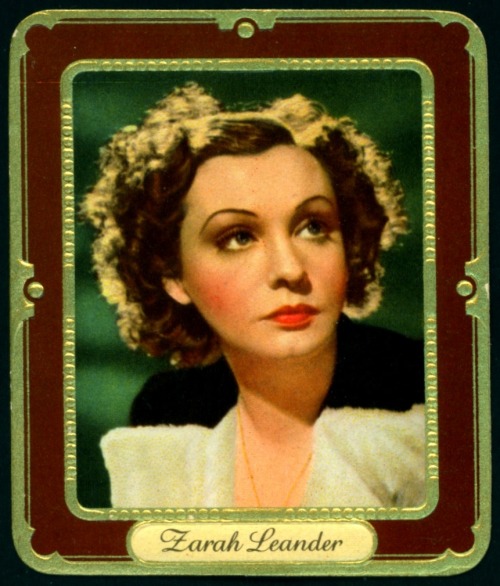 trembling-colors:German Cigarette Cards - Zarah Leander