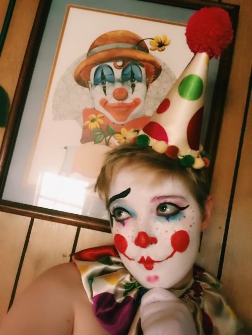 mushroommamamaximus:  Just got back from Clown Town 