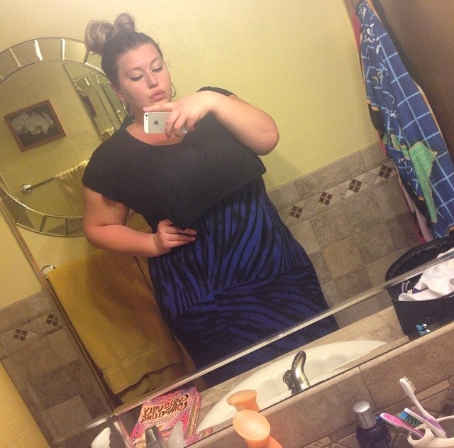 plus-size-barbiee:  My year in 6 selfies. Had some pink hair, became obsessed with