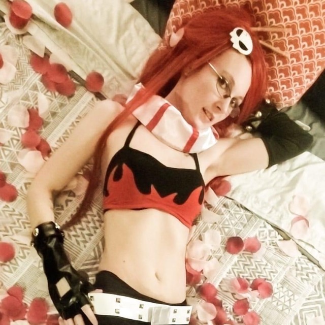Have a little Yoko Littner to brighten up your day.