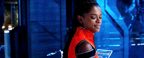 captainswaan:Don’t scare me like that, colonizer!Black Panther (2018) dir. Ryan Coogler