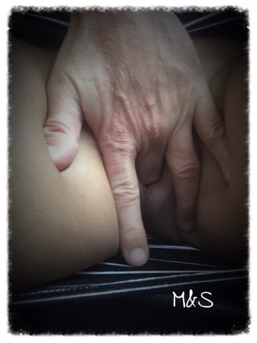 xxxaussieplaycouple:  kinky-nick:  xxxaussieplaycouple:  fourowls75:  xxxaussieplaycouple:  missalmaa:  xxxaussieplaycouple:  “My Baby Is Away”  M is away for a few nights now 😔….  and when I was driving her to the airport today she lifted up