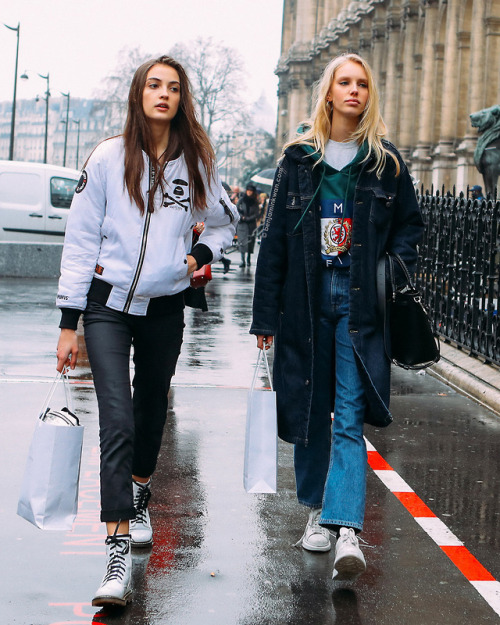 snappedbybenjaminkwan: Camille Hurel and Jessie  Bloemendaal at Balmain FW 2018 Paris Snapped b