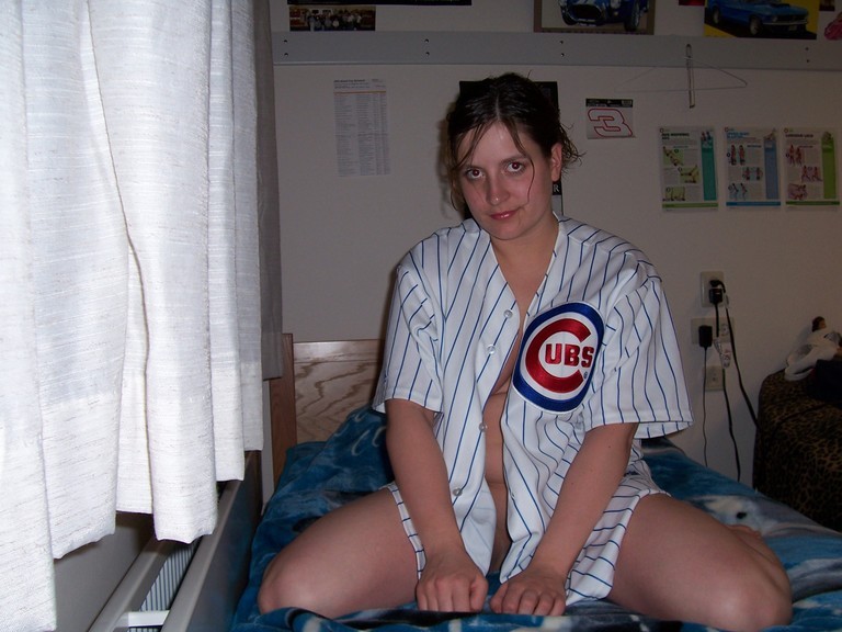 mymarinemindpart2:  Teasing Army girl pt 1