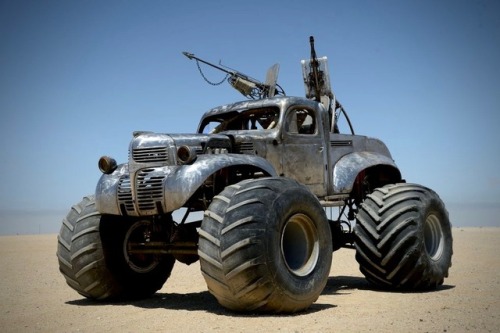 republic-of-awesome: utwo:  The cool vehicles in Mad Max: Fury Road © shortlist  Top to bottom: –The Gigahorse –Max’s V8 Interceptor –The Peacemaker –Doof Wagon –The People Eater’s Limousine –The Big Foot –The War Rig 