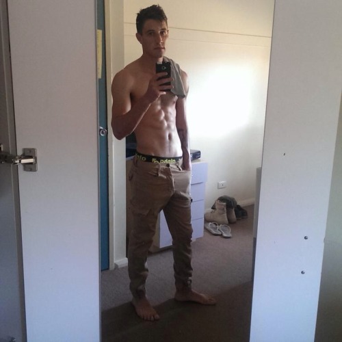 justaussiemen:  Justaussiemen.tumblr.com Home of the best Aussie straight naked selfies! Follow me to see more original content! Previously known as realaussienudes & straightaussieselfies 