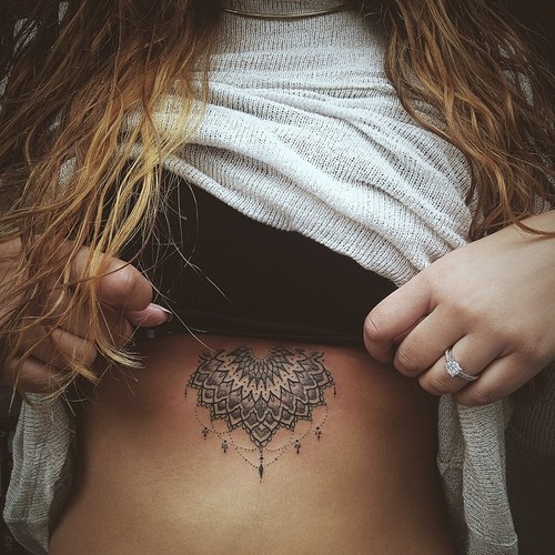 tattoootastic:  half a mandala - AaronAnthony | via Tumblr unter We Heart It.