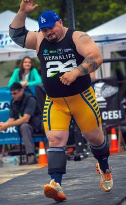 justbulls:  Strongman Bull