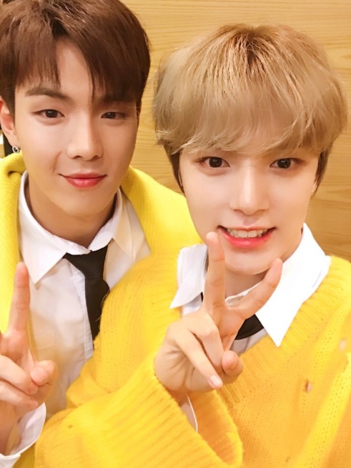 fymonsta-x:@OfficialMonstaX: [#민혁]