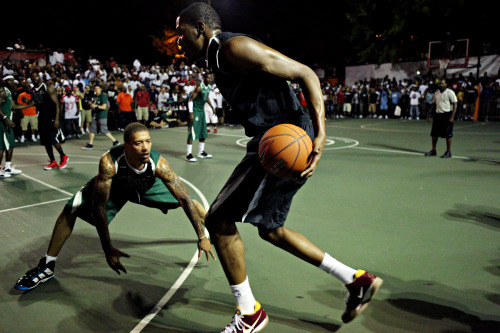 thesnobbyartsyblog - Kevin Durant vs Michael Beasely @ Dyckman. 