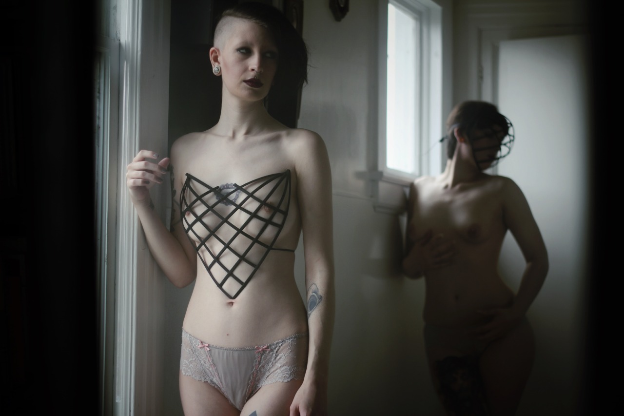 corpseonpumpkin:  &lsquo;Fornixa y&rsquo; Araña&rsquo; Photograph: Corpse