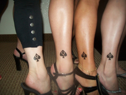 sassyspicets:  Wear it proudly girls!