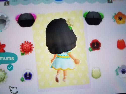     Here’s my Mint dress! In this one I tried to recreate an outfit I made back in New Leaf, but had