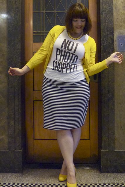 ilikeprettyclothes:  sewonmyown:  “Not Photo Shopped” from Lilli at Frocks and Frou Frou  Love her! 