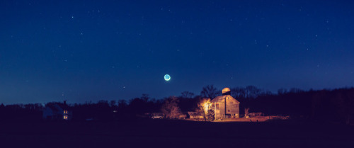 Chasing the Moon - Three Bridges, NJ js