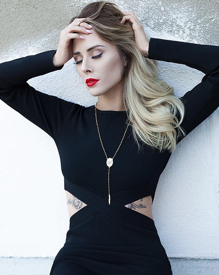 Just give me all of you in exchange for me.    photography: @vauntastic  jewelry: