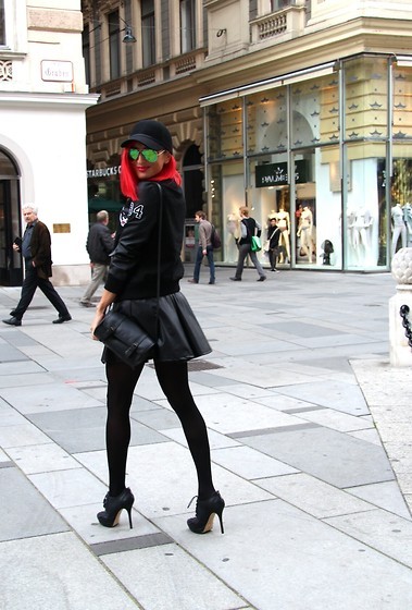 fashion-tights:  brooklyn we go hard,we go hard/anamariaoprea.wordpress.com (by Ana