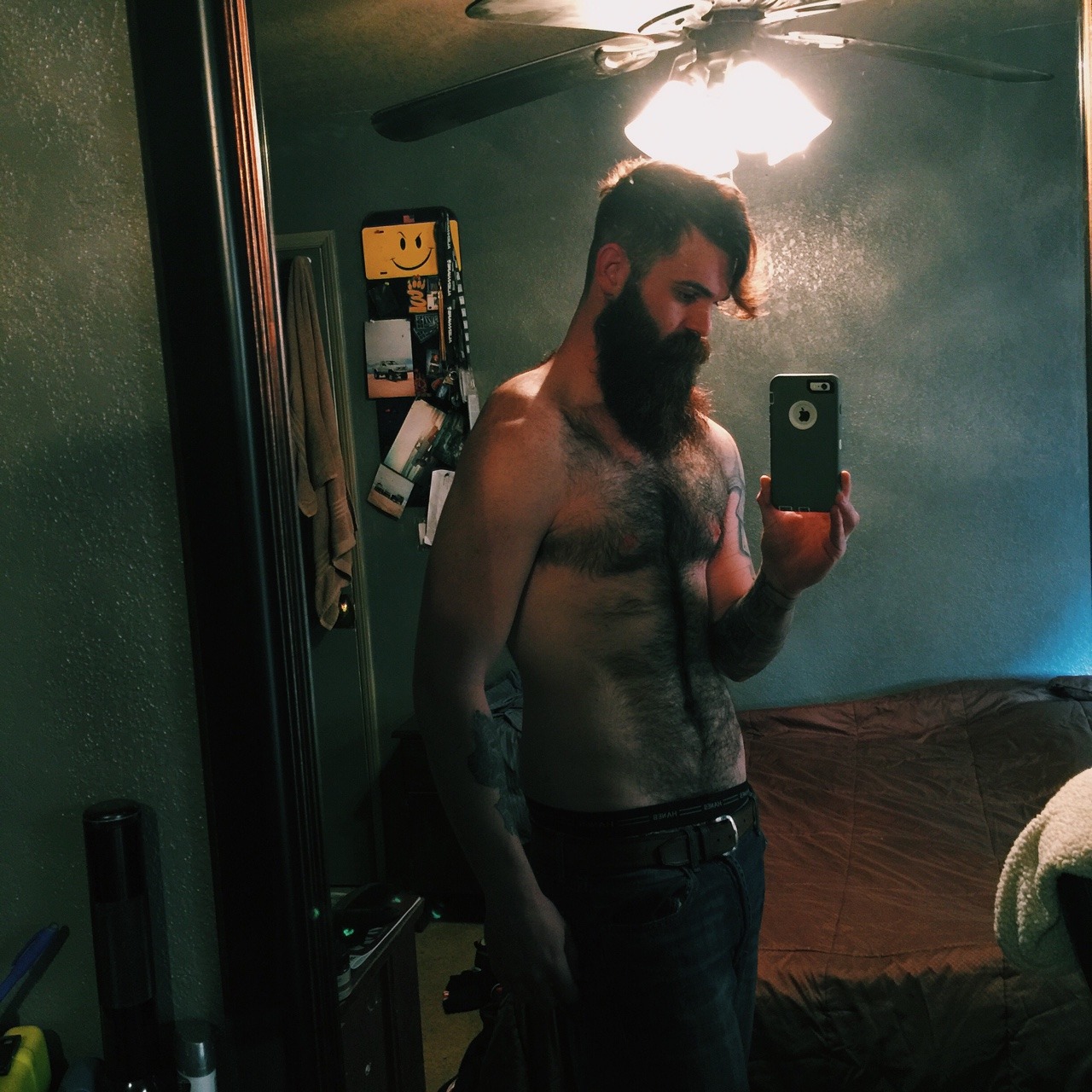 tat2dredbear65:  fuckyeahbrandonoliver:  Hai thur ✌️  Hot fuck.