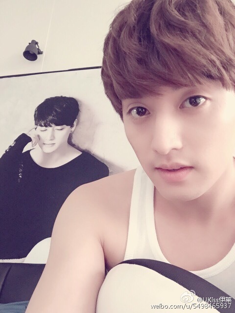 [150616] Eli’s weibo update:明天是我们在上海拍戏的最后一天～ 拍的时候没有太大的感觉 真的要到最后一天的时候 很舍不得 [泪流满面] 大家辛苦了～