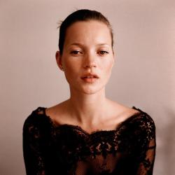 a-state-of-bliss:  Kate Moss by Richard Dumas