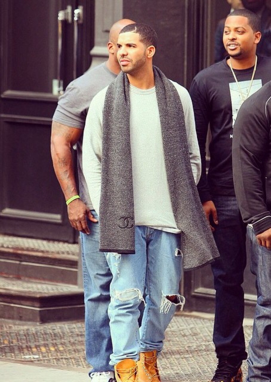 drakefam:  Chanel…