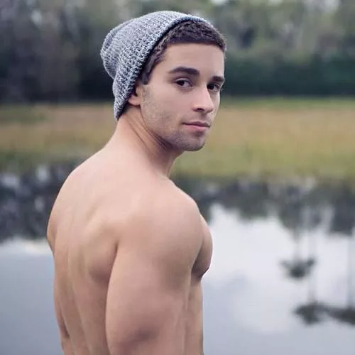 abitfragile:  Beanie + Jake Miller  