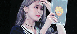 harelyquinns:   Get To Know Me: K-Pop Editionâ†³ 1/? Favorite Girl Groups â™¡