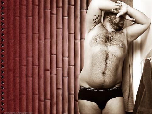 hotbears:  http://hotbears.tumblr.com/