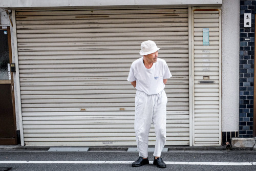 All white in Kyoto.All white in Osaka.