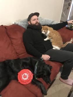 awwww-cute:  My boyfriend who has never owned a pet moved in yesterday. (Source: https://ift.tt/2pKBmXv)