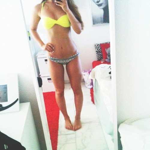 sofabar:  #bikinitime !!! 