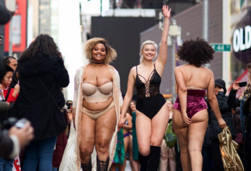 wetheurban:Models of All Sizes Stage Time Square Takeover to Challenge Victoria Secret’s Beaut